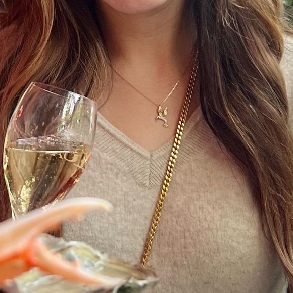 Diamond Hummingbird Pendant Necklace in 14K Yellow Gold, 0.09 ct. t.w. - Picture 7 of 8